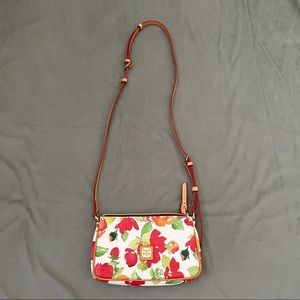 Dooney and Bourke White Rose Garden Crossbody EUC